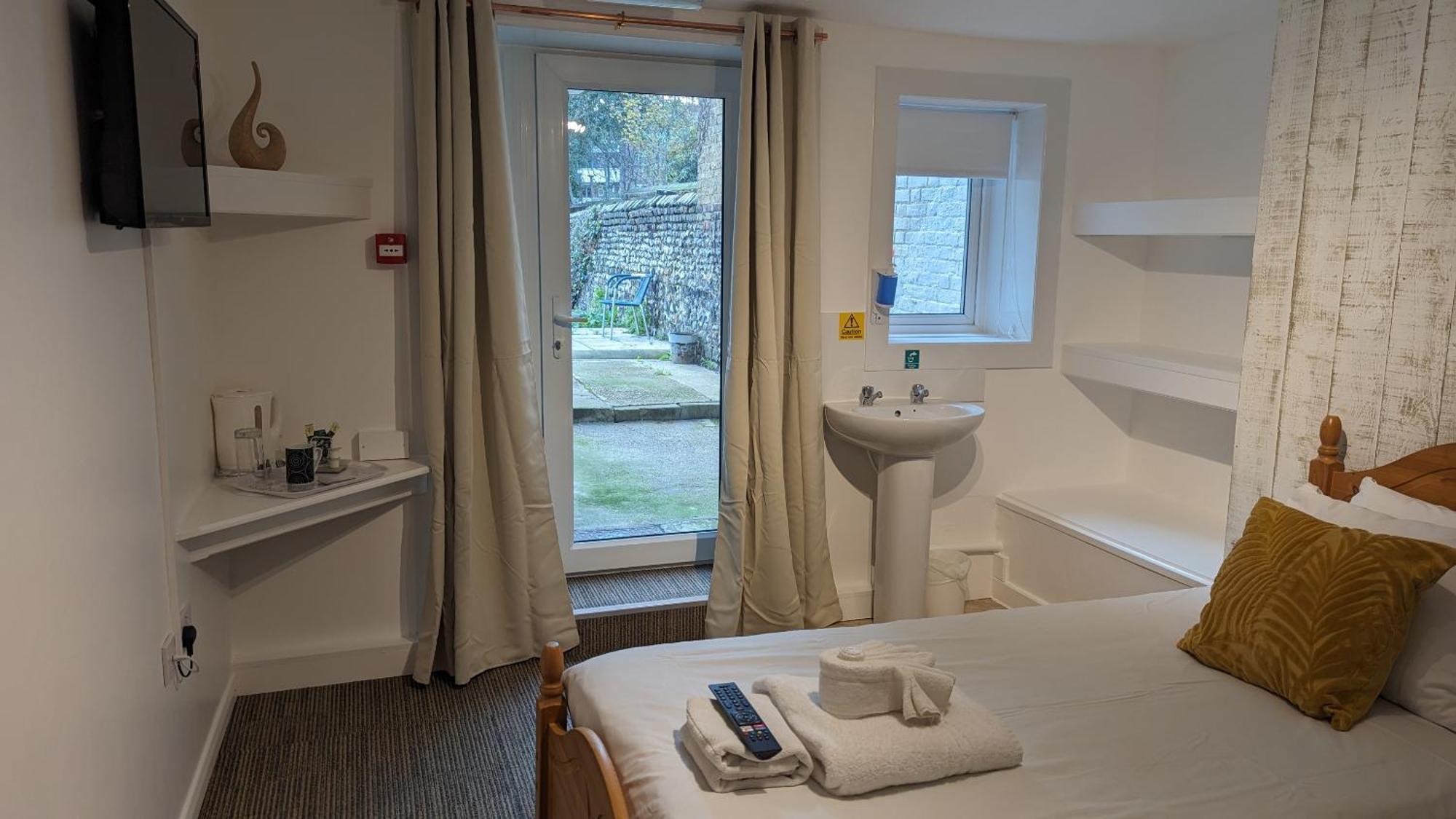 Dover Town Rooms - Short Lets & Serviced Accommodation - Dover Buitenkant foto
